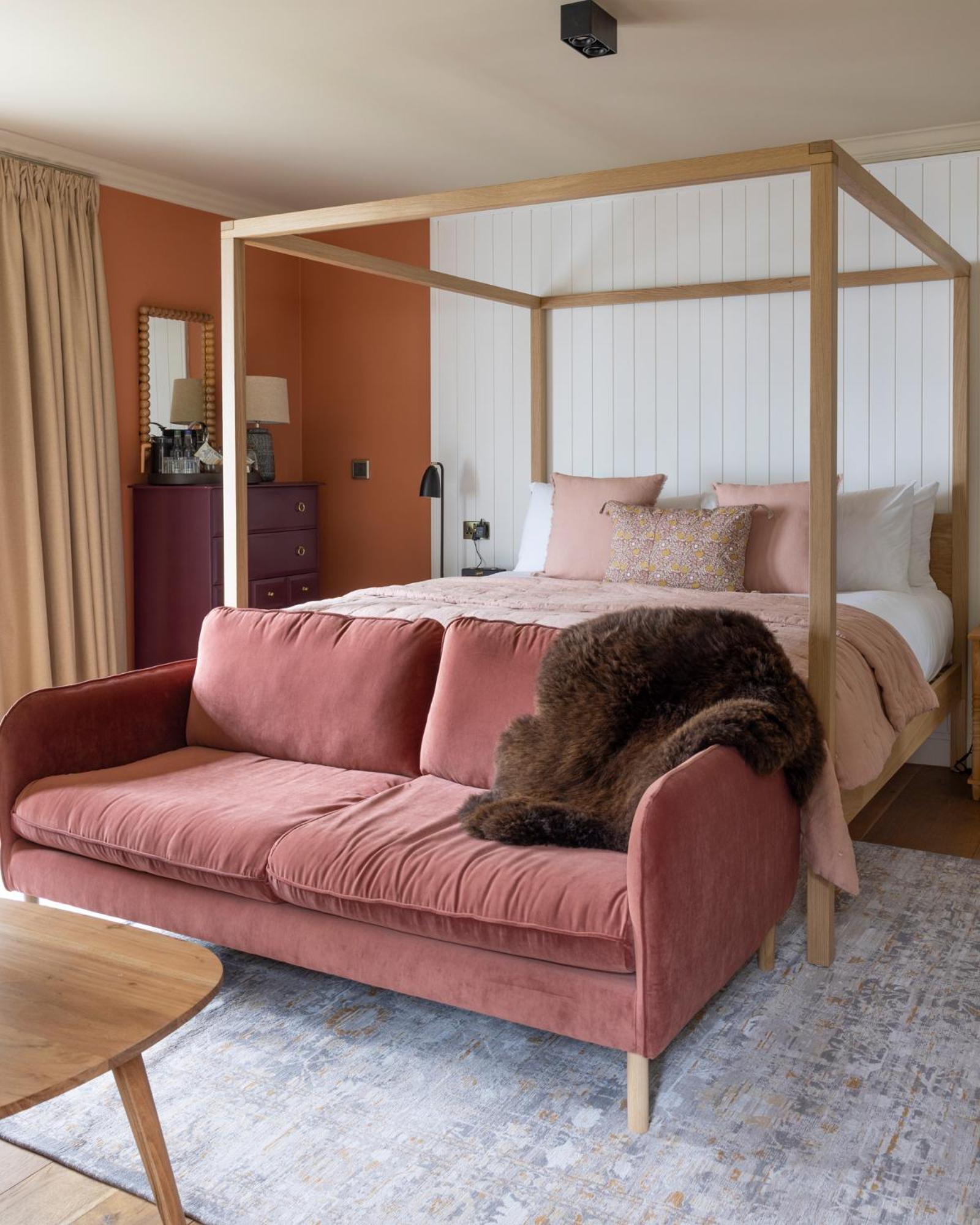 Pine Trees Hotel 피틀로크리 외부 사진